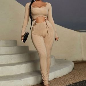 NWT Beige / light brown long sleeve crop top matching set